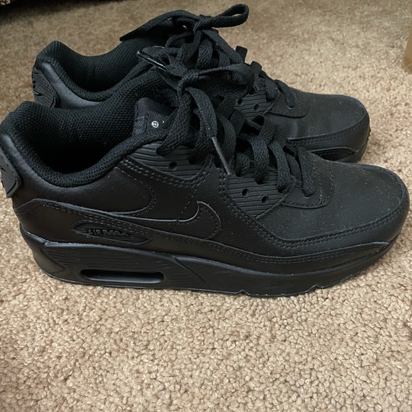 WORN ONCE: Black Nike Air Max 90 - Picture 1 of 5